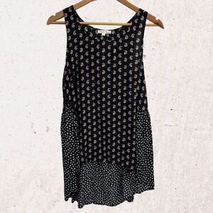 Hem & Thread Black Asymmetrical Scoop Neck Tank Top
